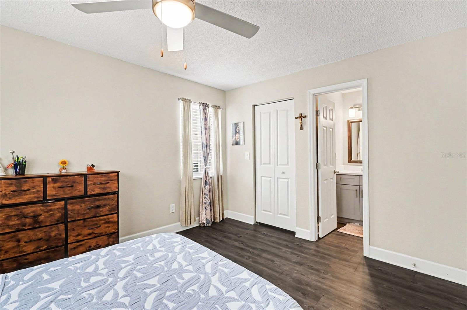 DOCKSIDE CONDO - Residential