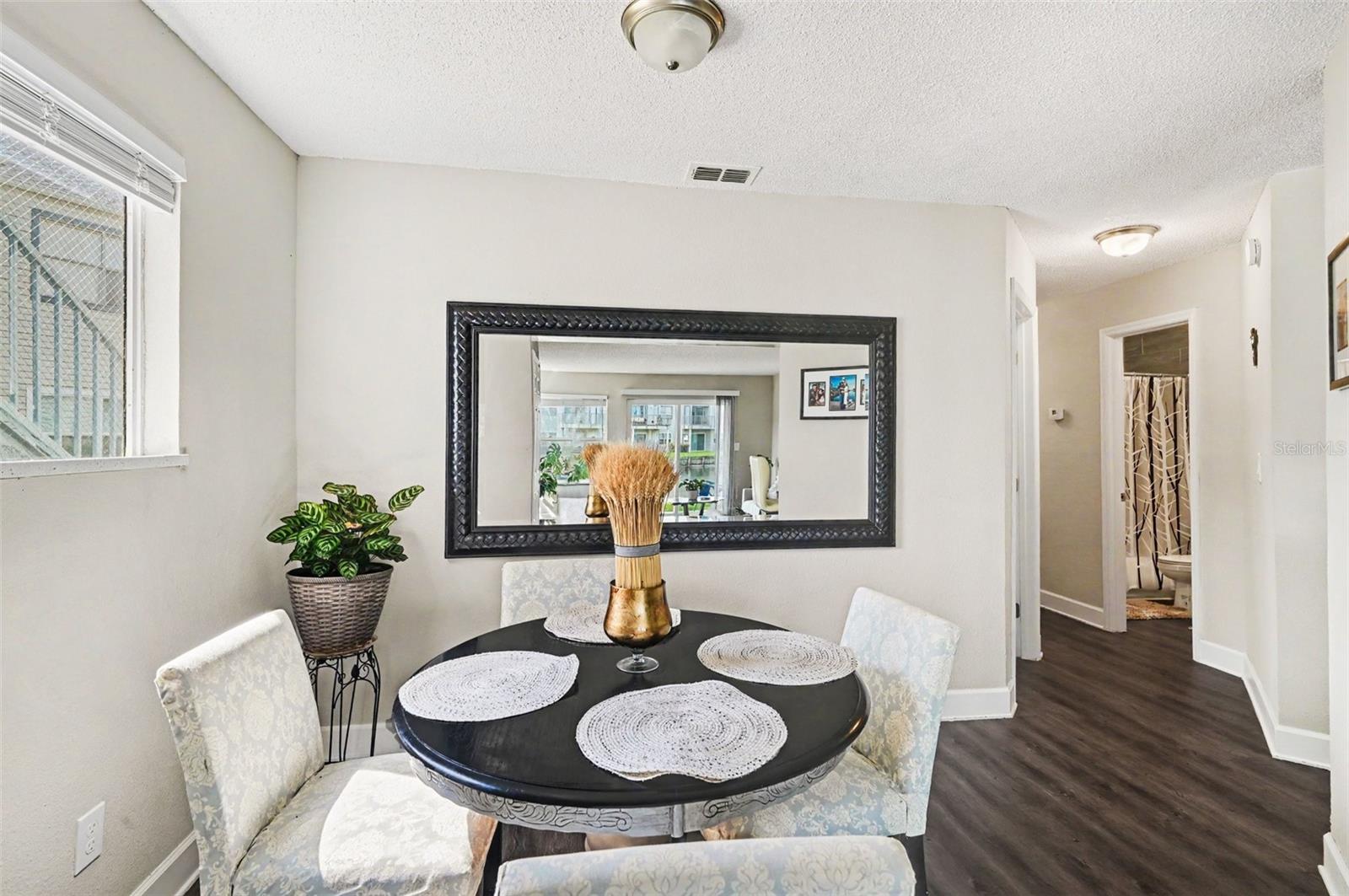 DOCKSIDE CONDO - Residential