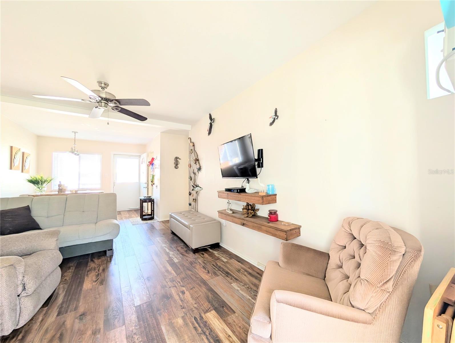 THE FOURTH BAYSHORE - Residential