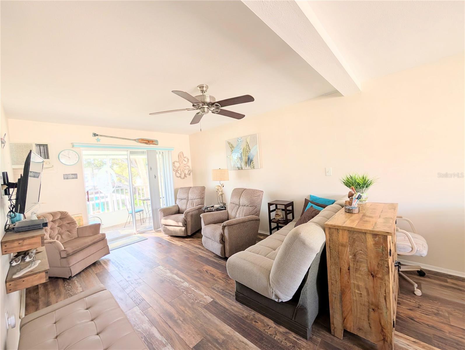 THE FOURTH BAYSHORE - Residential