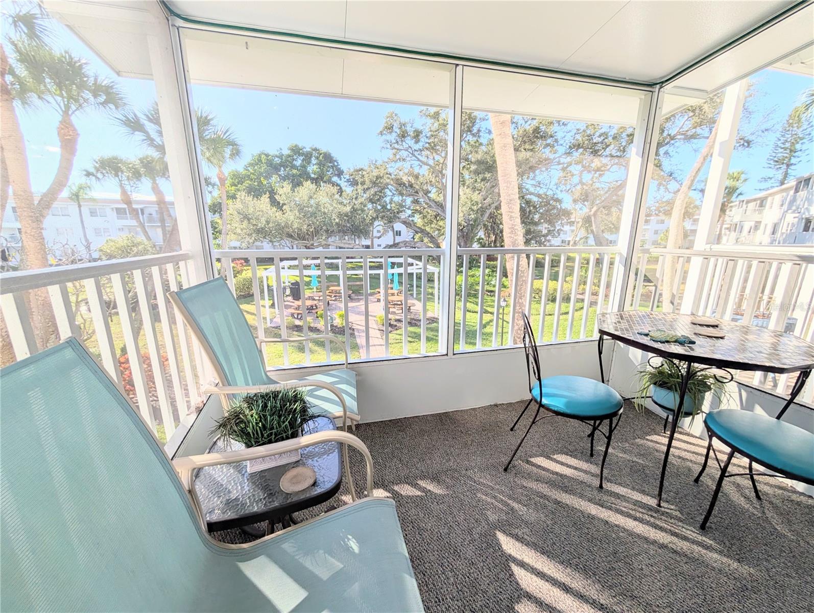 THE FOURTH BAYSHORE - Residential