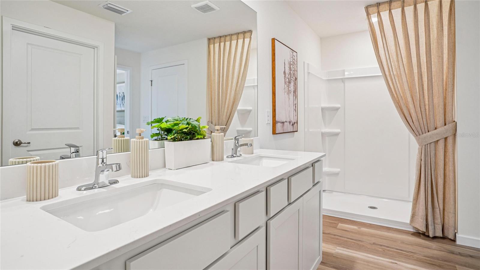 EMERSON POINTE - Residential