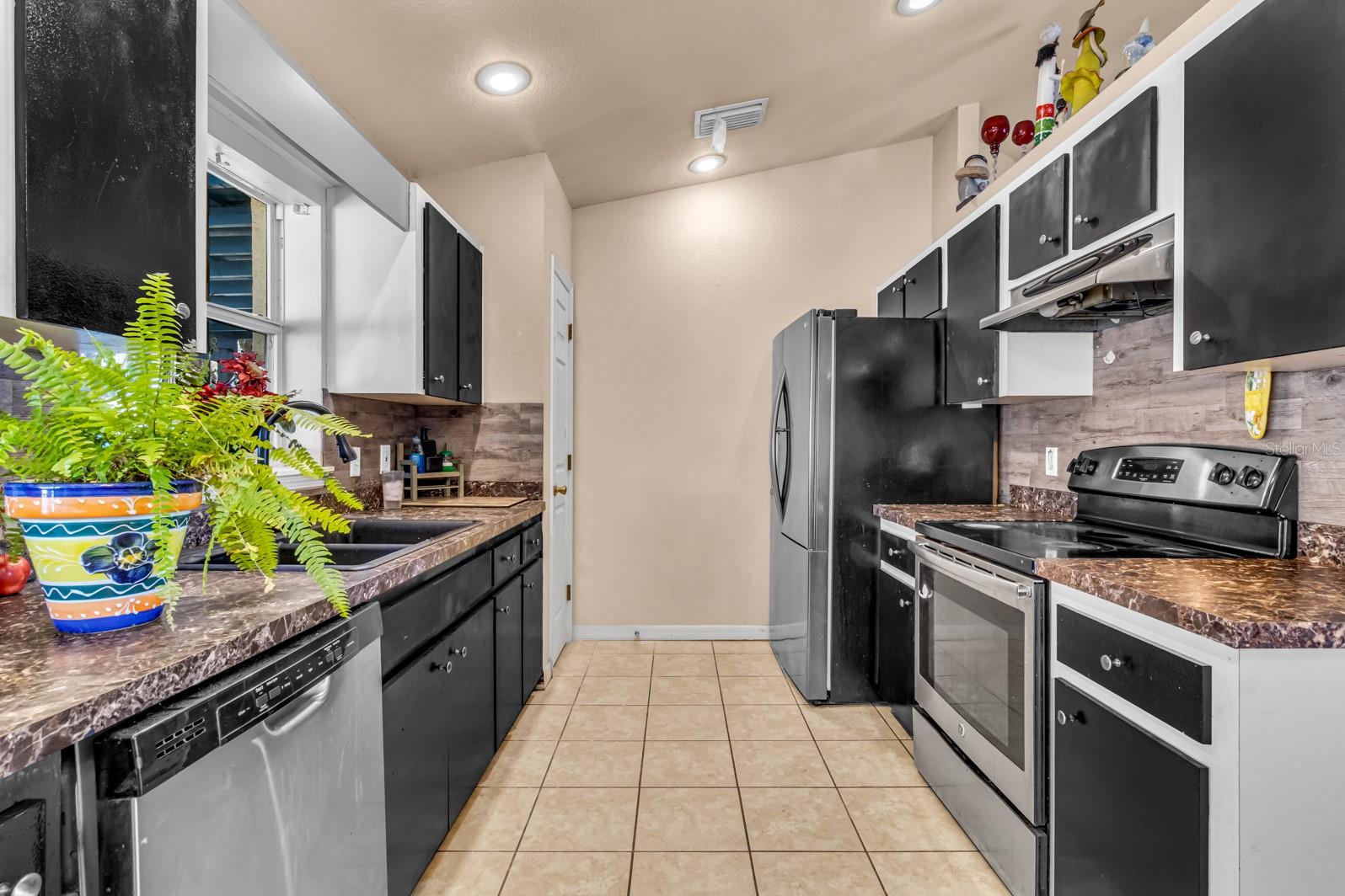 MT OLIVE ESTATES - Residential