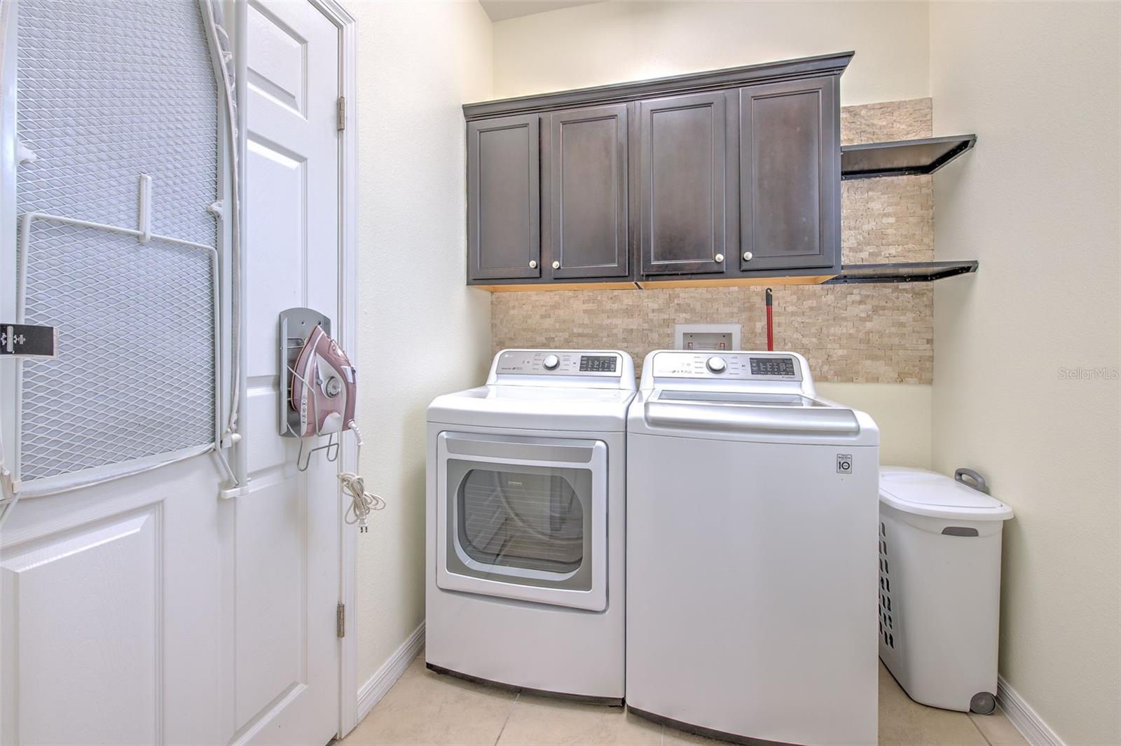 HARBOUR ISLES PH 1 - Residential