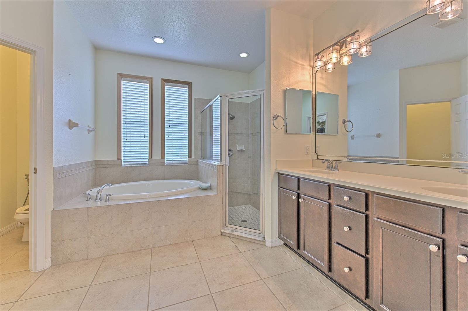 HARBOUR ISLES PH 1 - Residential