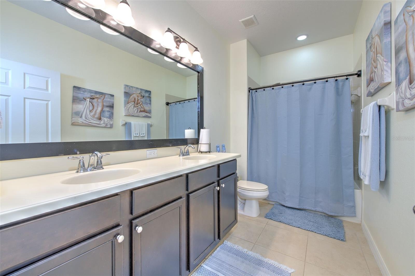 HARBOUR ISLES PH 1 - Residential