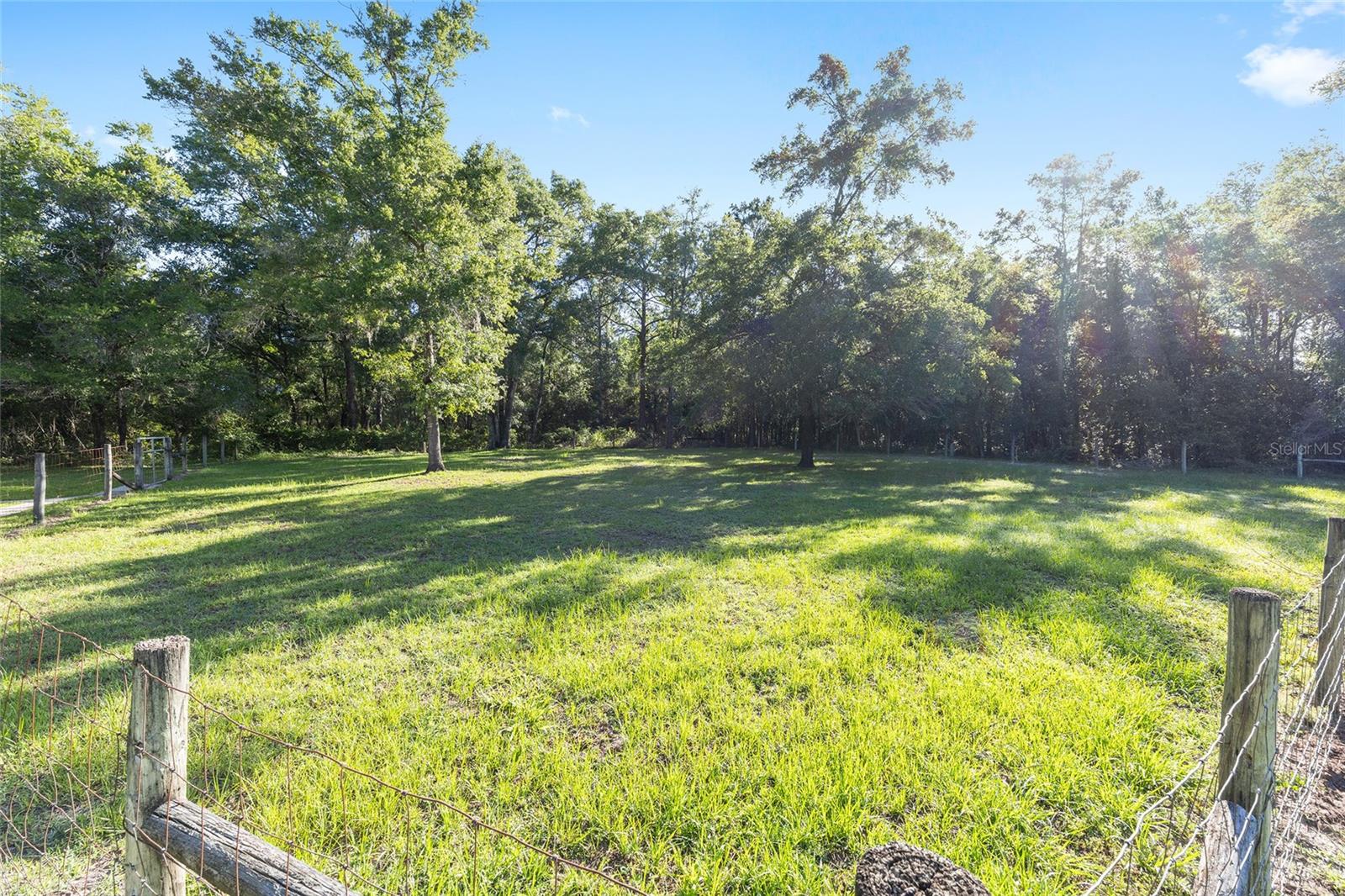 HAMPSHIRE HILLS - Residential