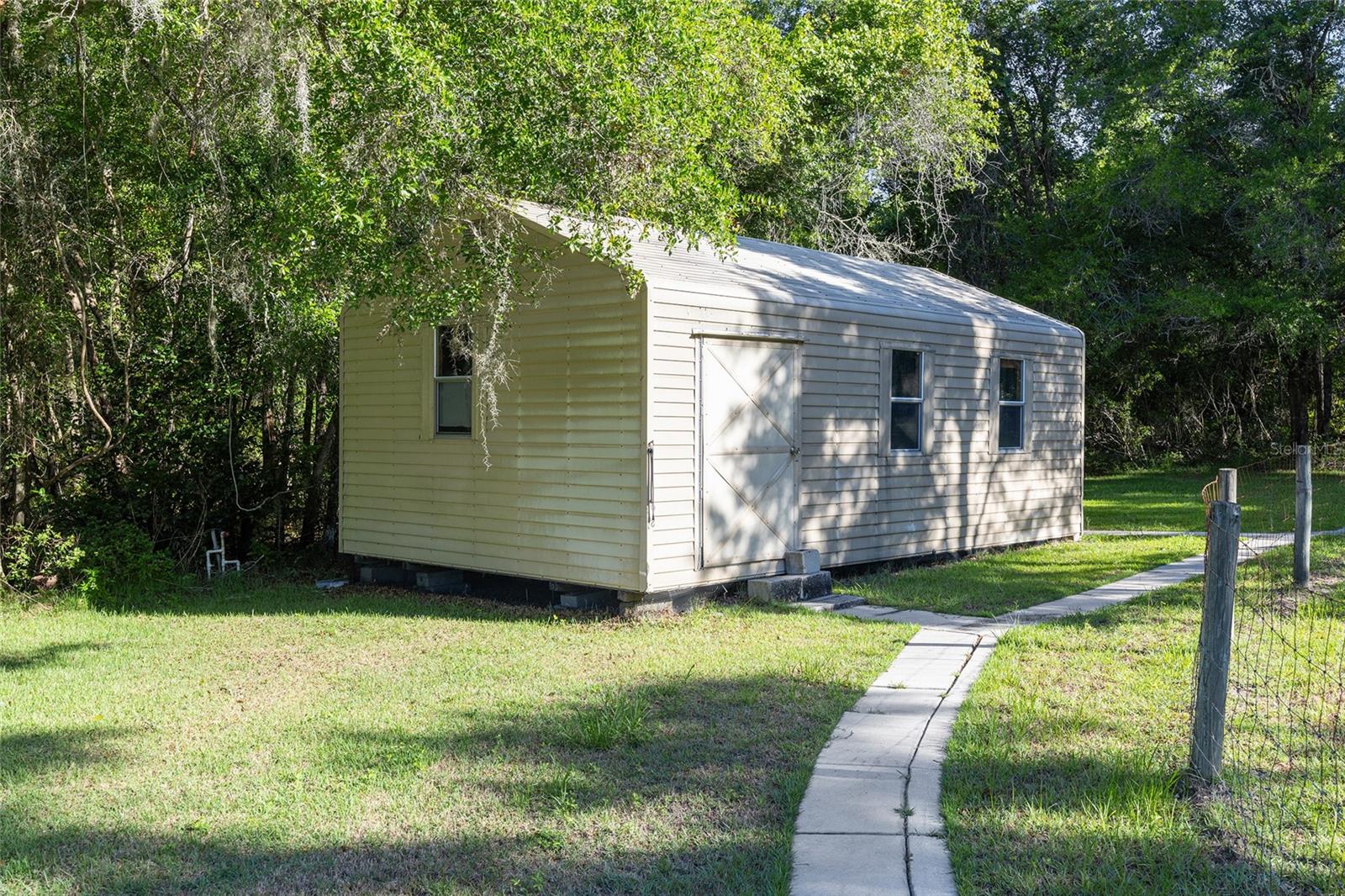 HAMPSHIRE HILLS - Residential