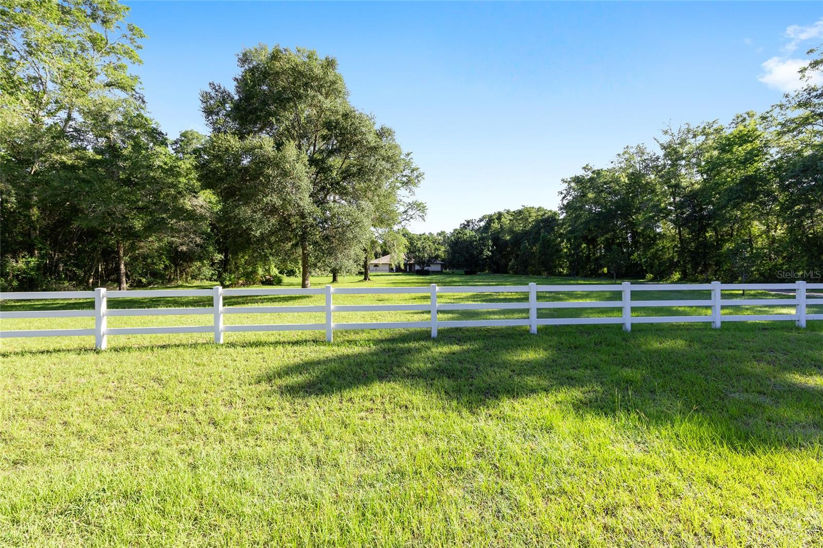HAMPSHIRE HILLS - Residential