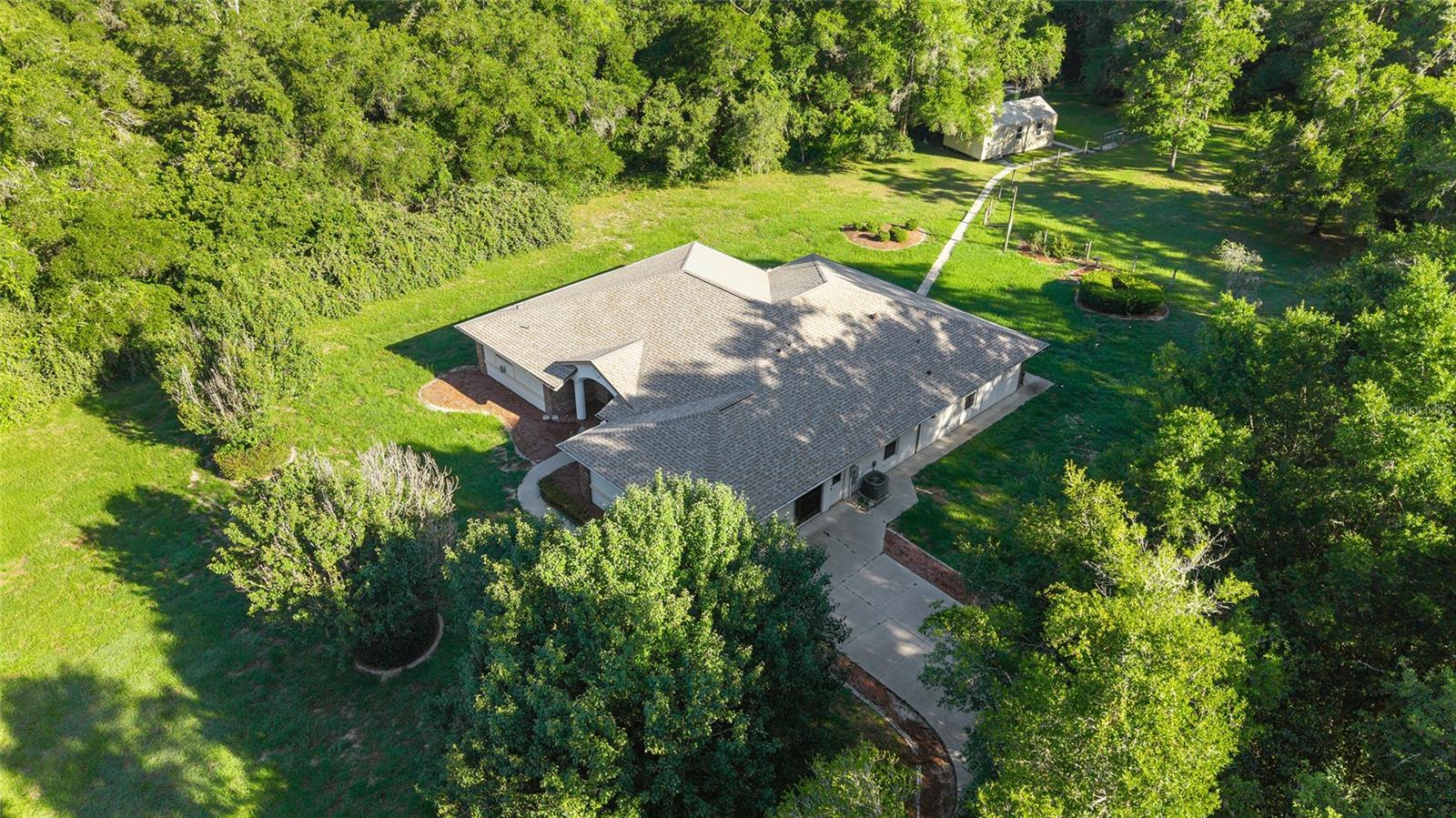 HAMPSHIRE HILLS - Residential