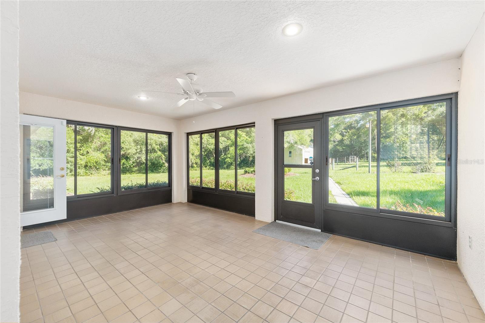 HAMPSHIRE HILLS - Residential