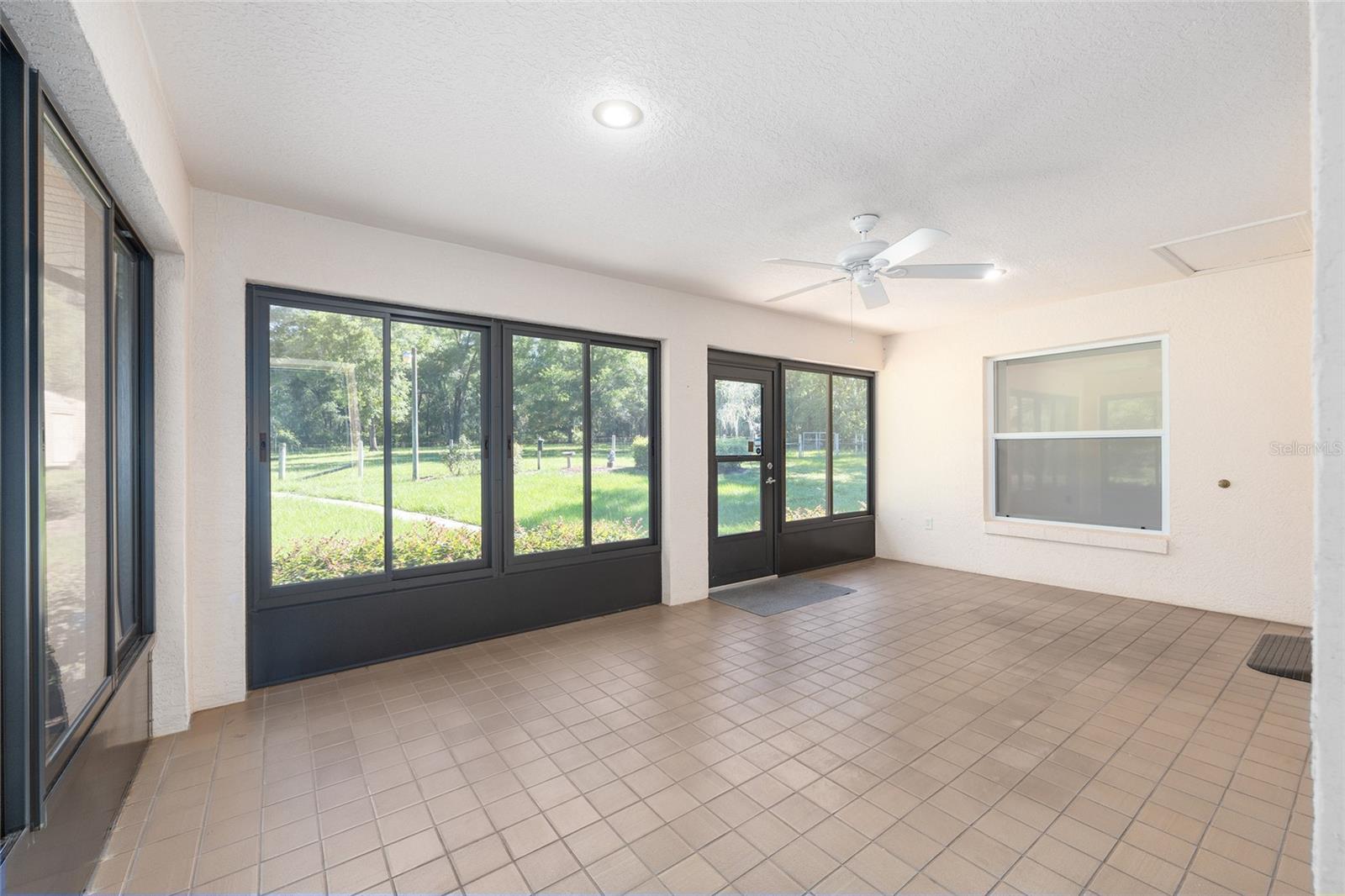HAMPSHIRE HILLS - Residential