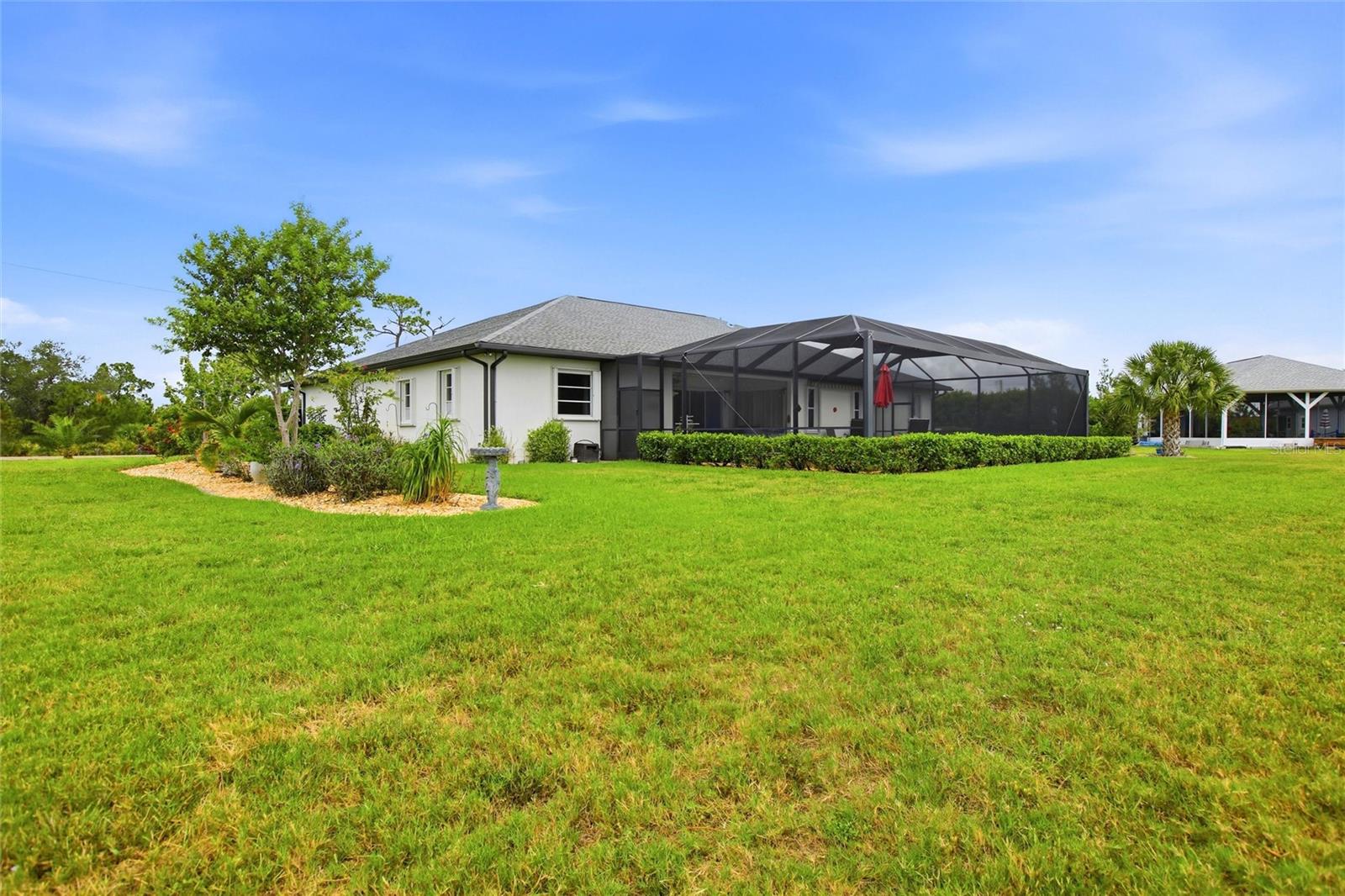 CASA DE MEADOWS - Residential