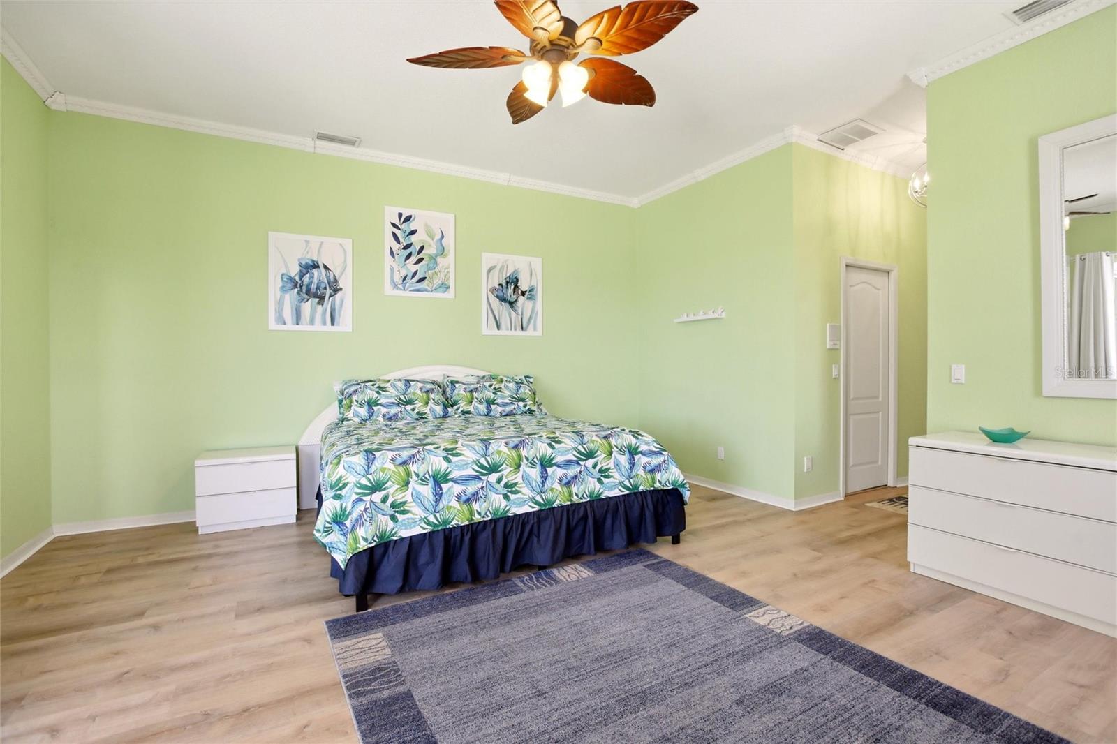 CASA DE MEADOWS - Residential