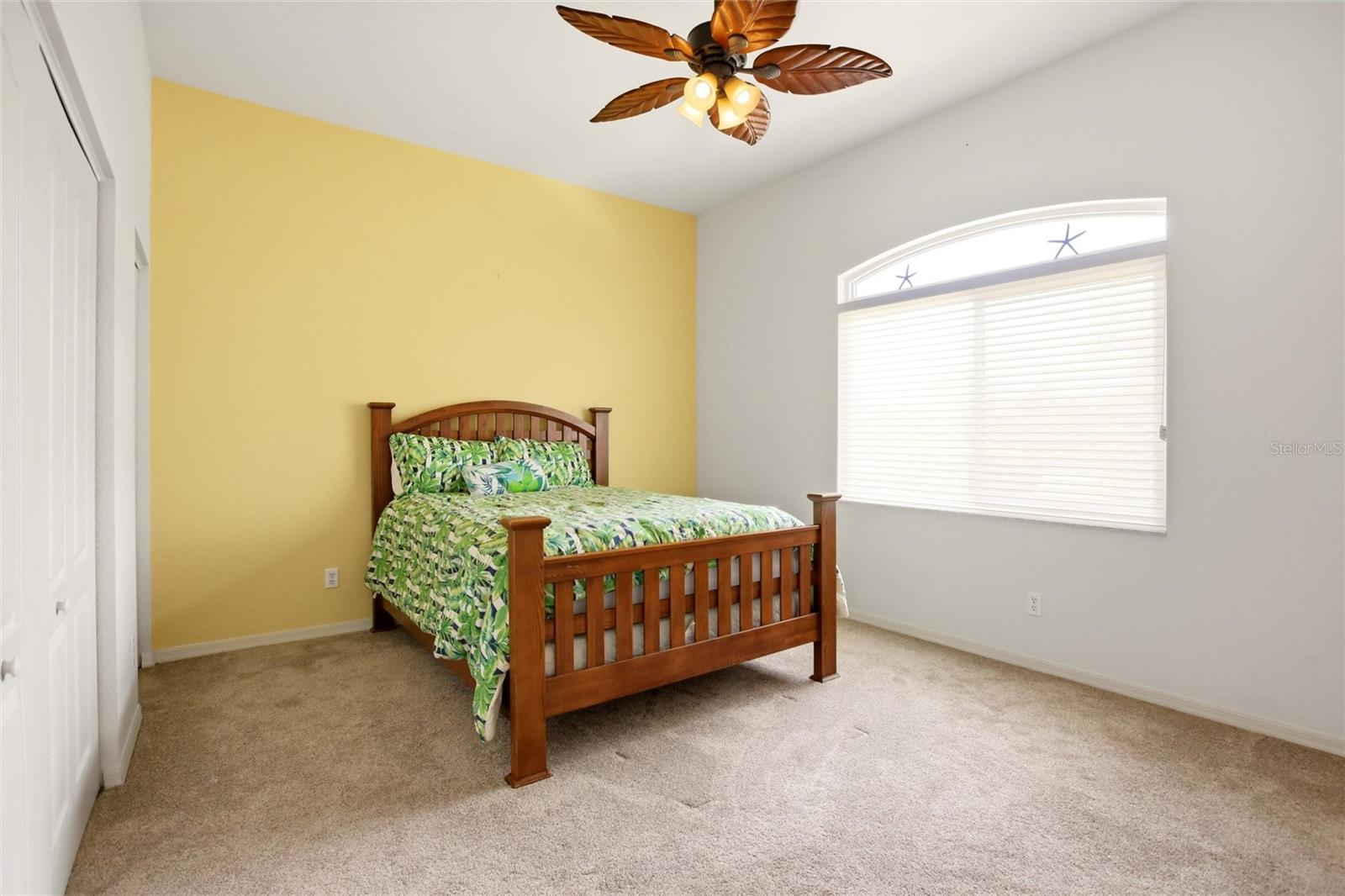 CASA DE MEADOWS - Residential