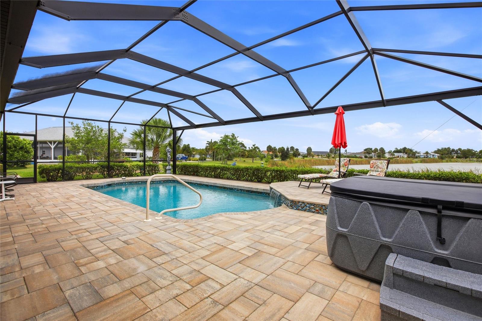 CASA DE MEADOWS - Residential