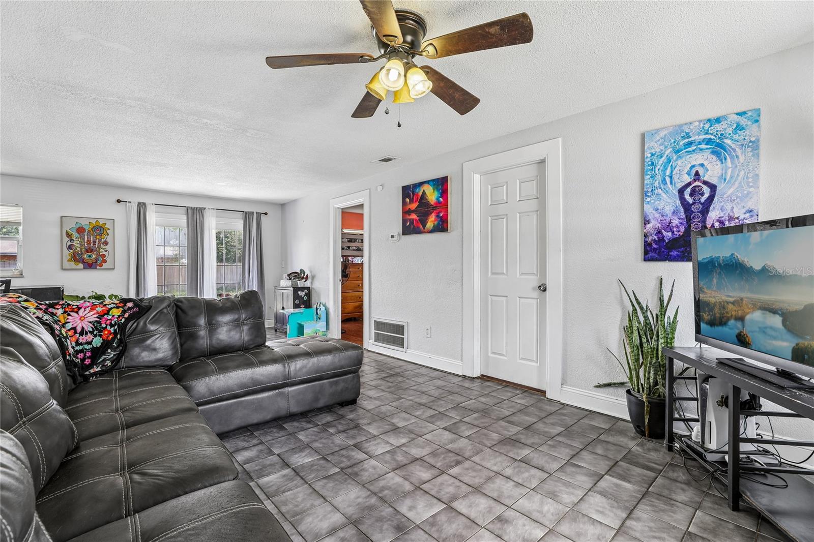 WINSTON HEIGHTS - Residential