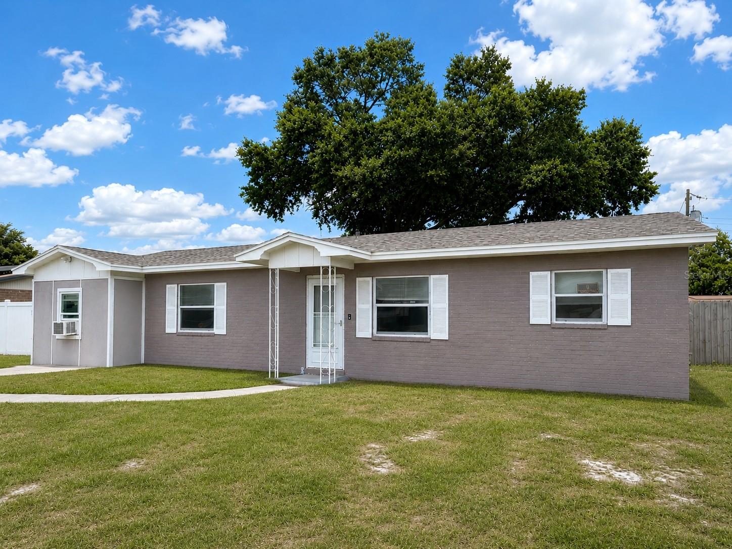 WINSTON HEIGHTS - Residential
