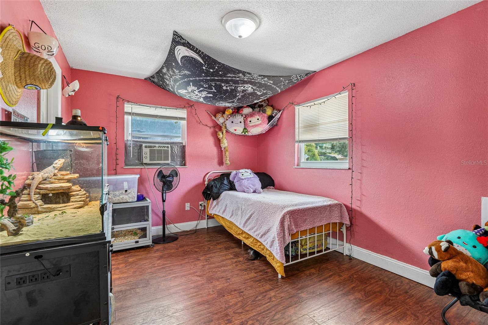 WINSTON HEIGHTS - Residential