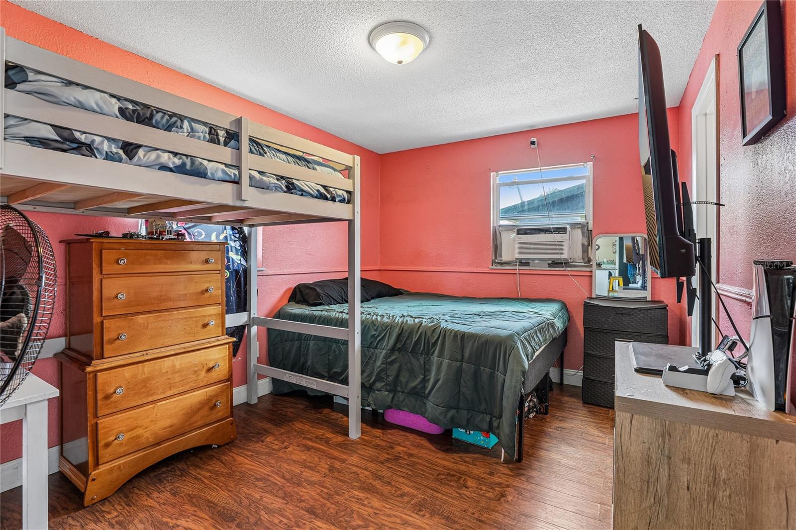 WINSTON HEIGHTS - Residential