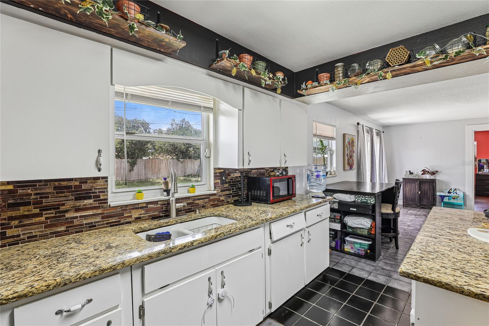 WINSTON HEIGHTS - Residential