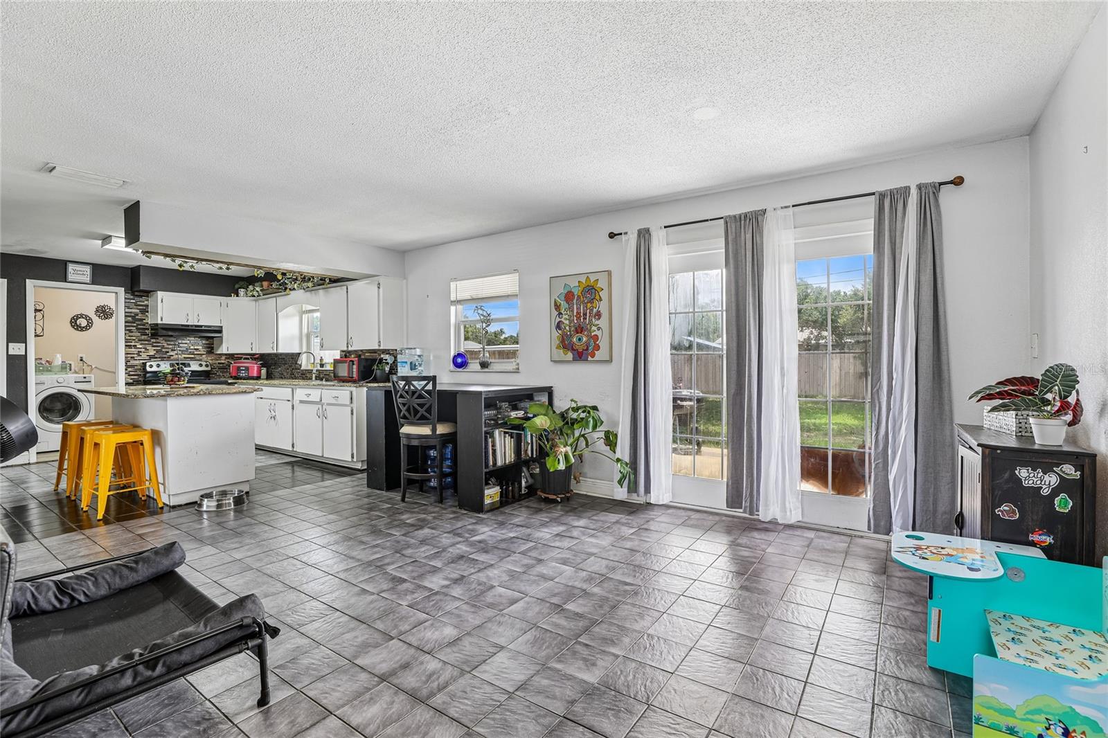 WINSTON HEIGHTS - Residential