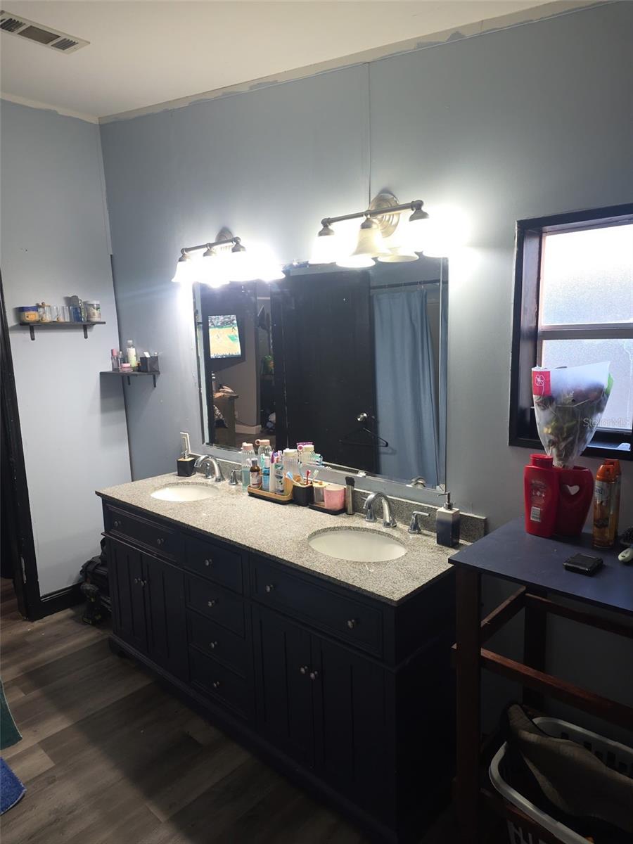 PINE GROVE ESTATES - Residential