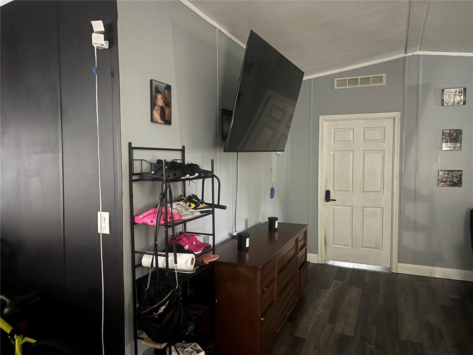 PINE GROVE ESTATES - Residential