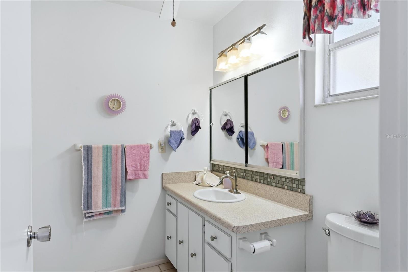 GLEN OAKS RIDGE VILLAS 2 - Residential