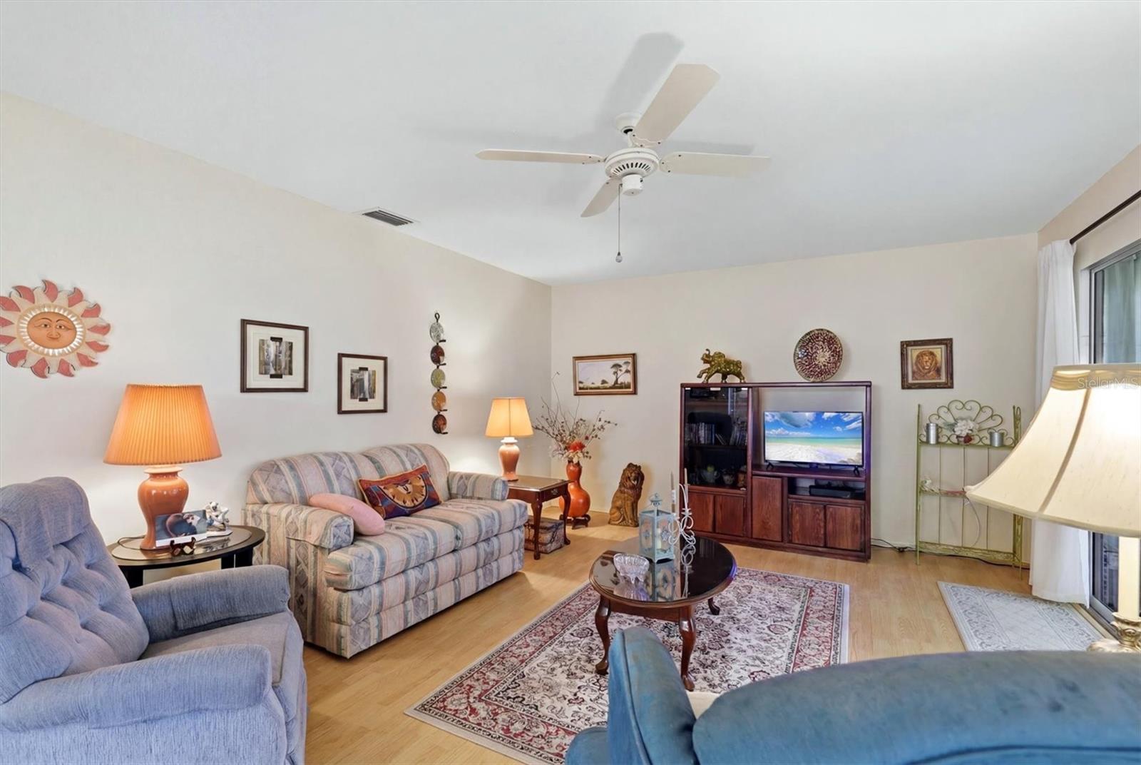 GLEN OAKS RIDGE VILLAS 2 - Residential