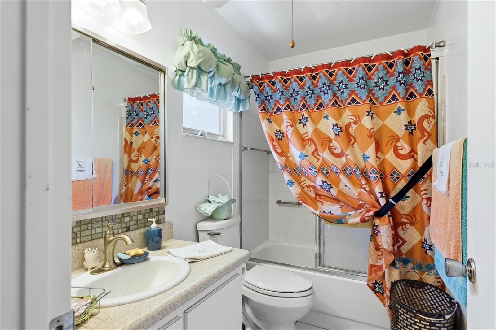 GLEN OAKS RIDGE VILLAS 2 - Residential