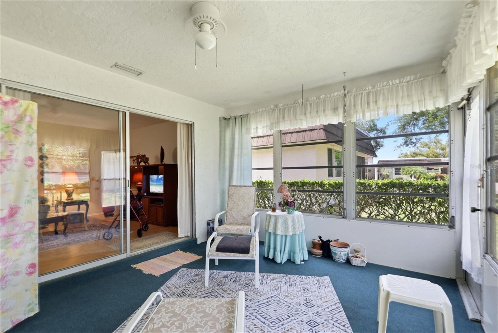 GLEN OAKS RIDGE VILLAS 2 - Residential
