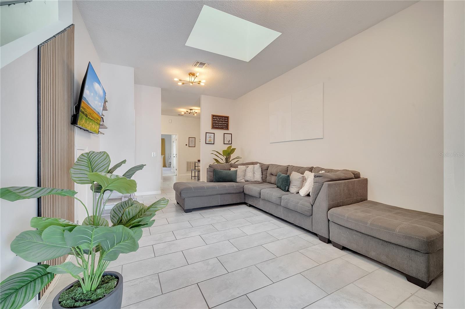 ERIC ESTATES - Residential Lease