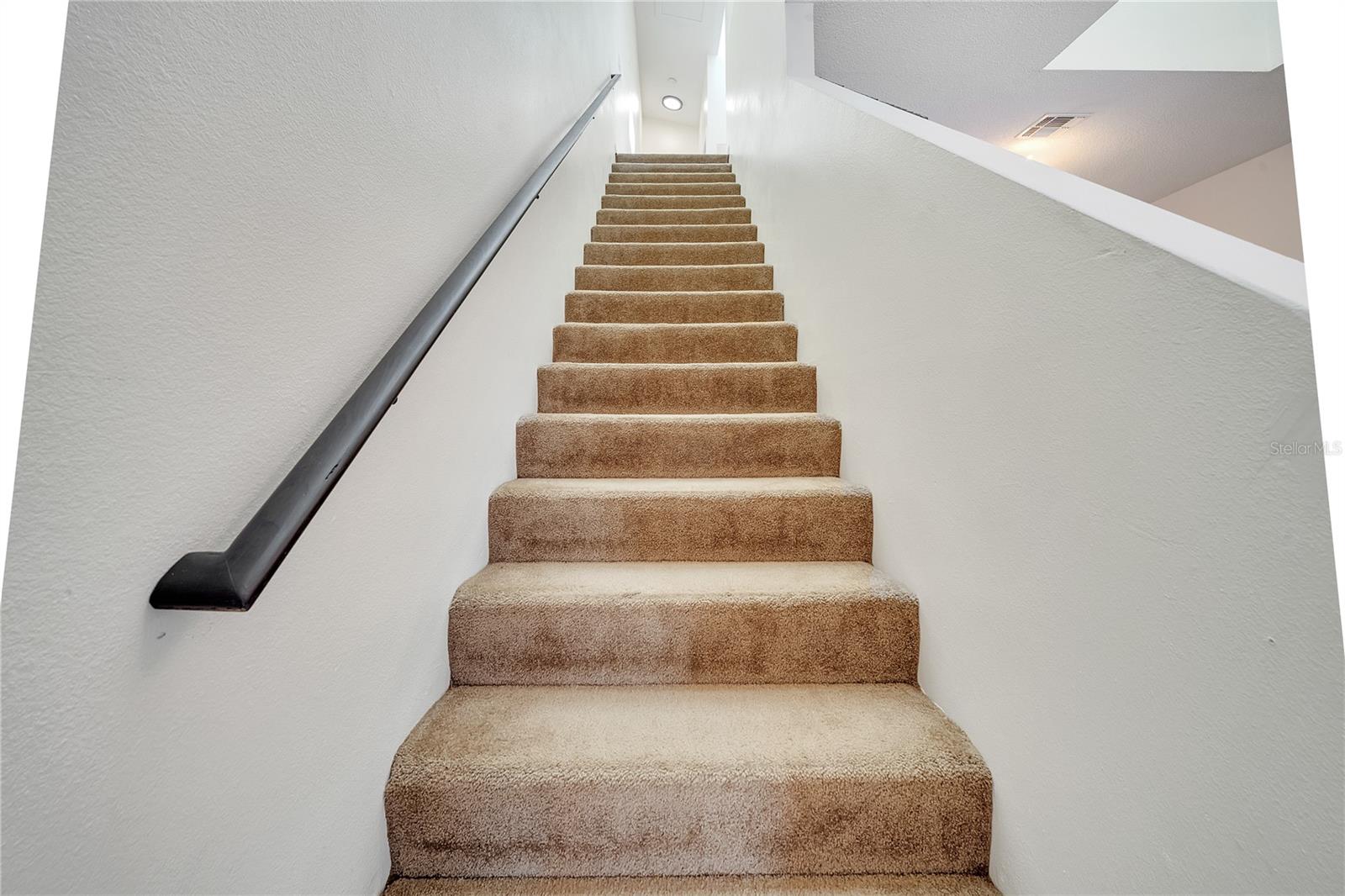 ERIC ESTATES - Residential Lease