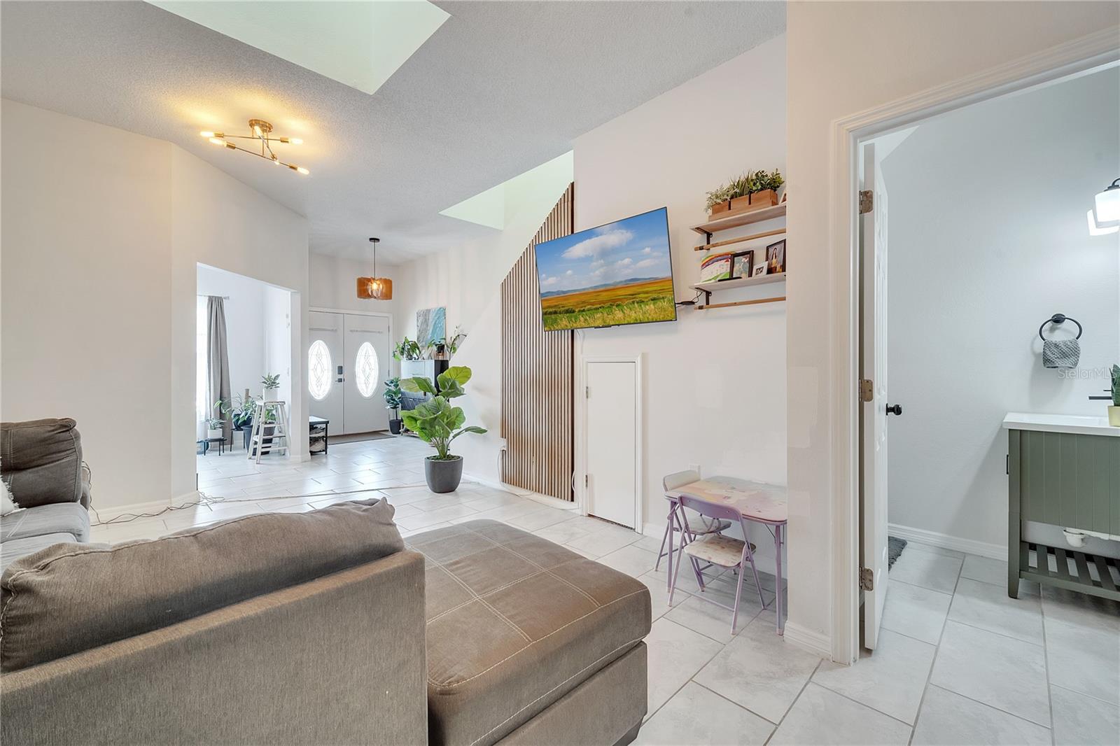 ERIC ESTATES - Residential Lease