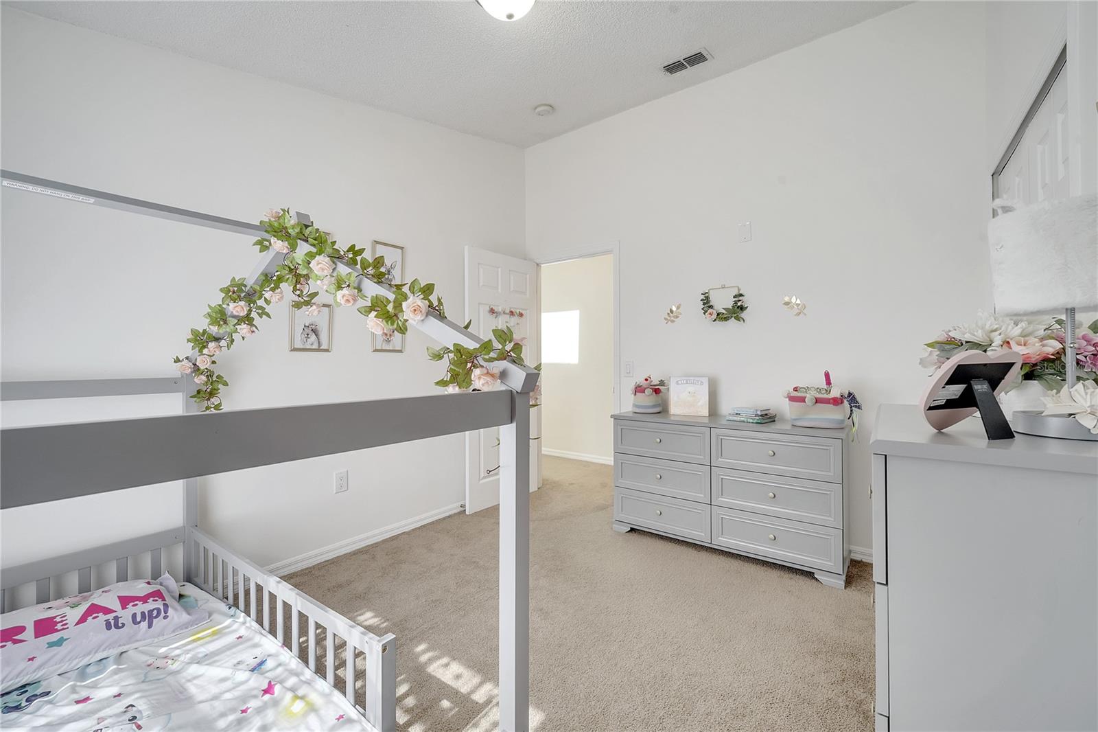 ERIC ESTATES - Residential Lease