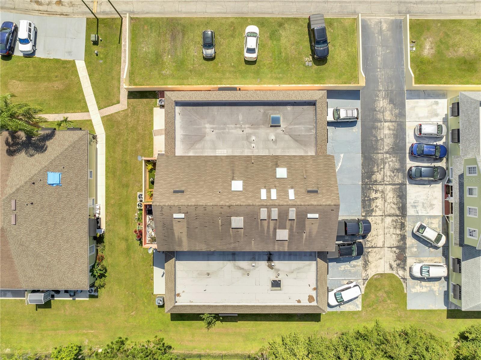 ERIC ESTATES - Residential Lease