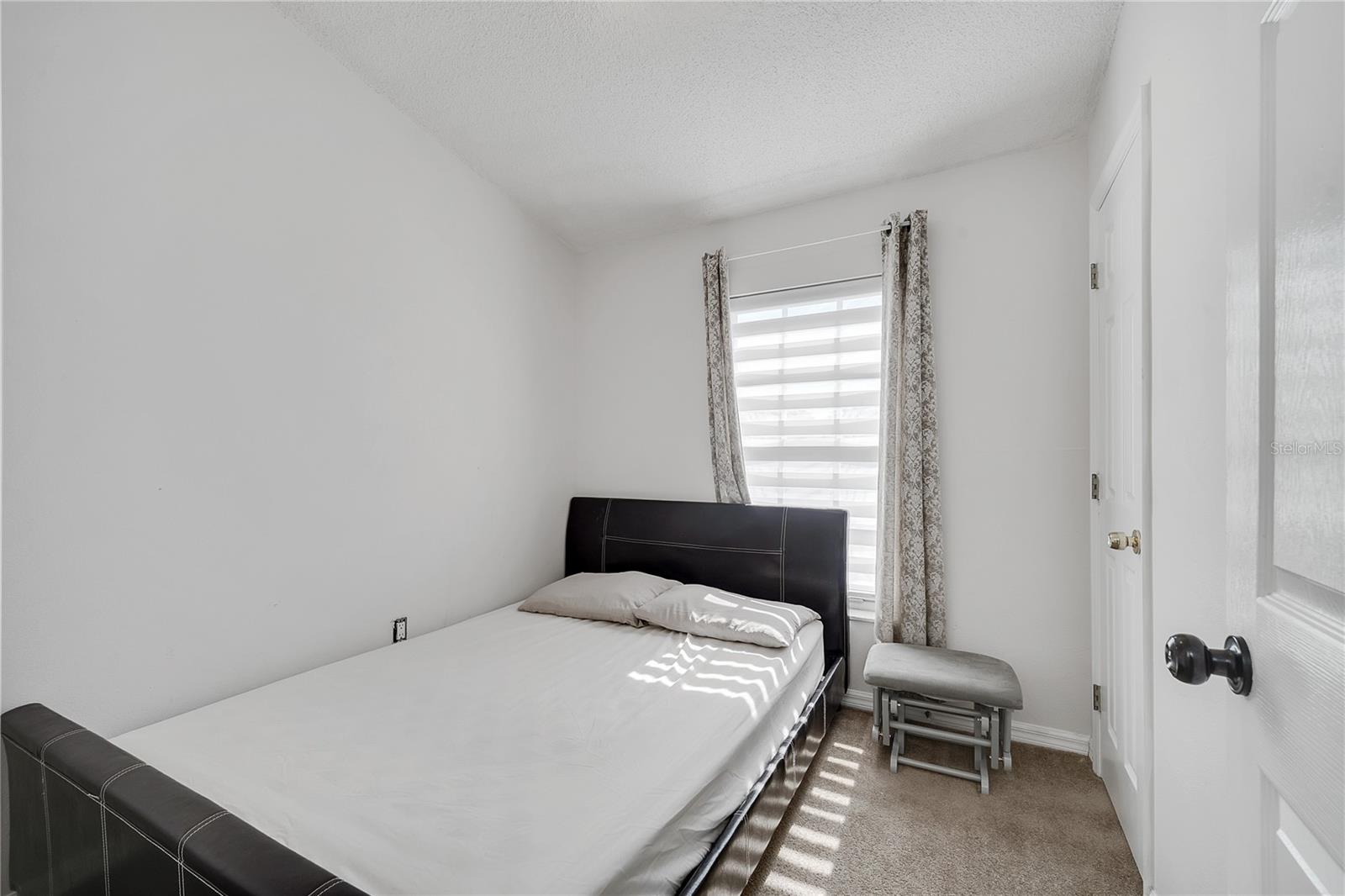 ERIC ESTATES - Residential Lease
