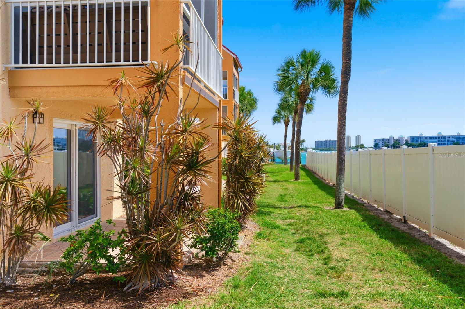 BOCA SHORES CONDO - Residential