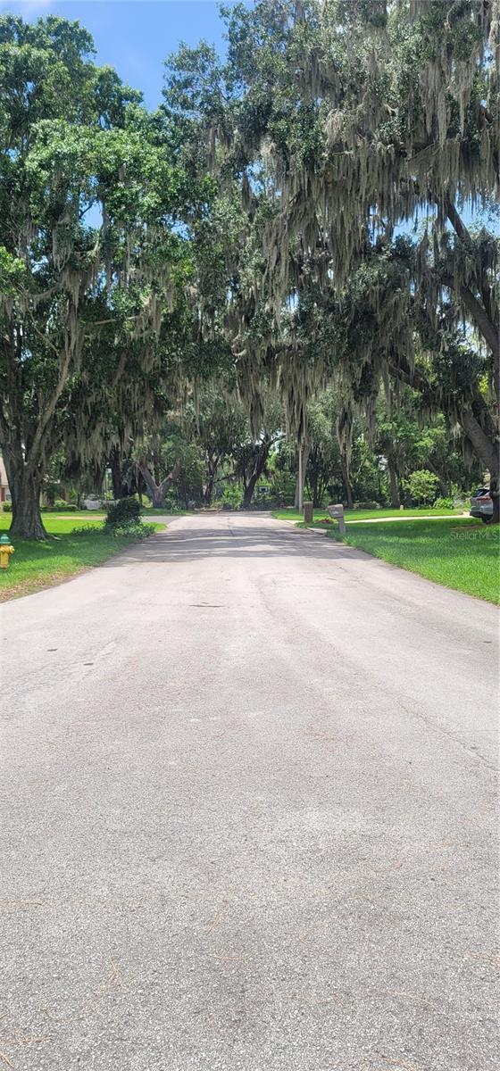 MARIANA OAKS - Land