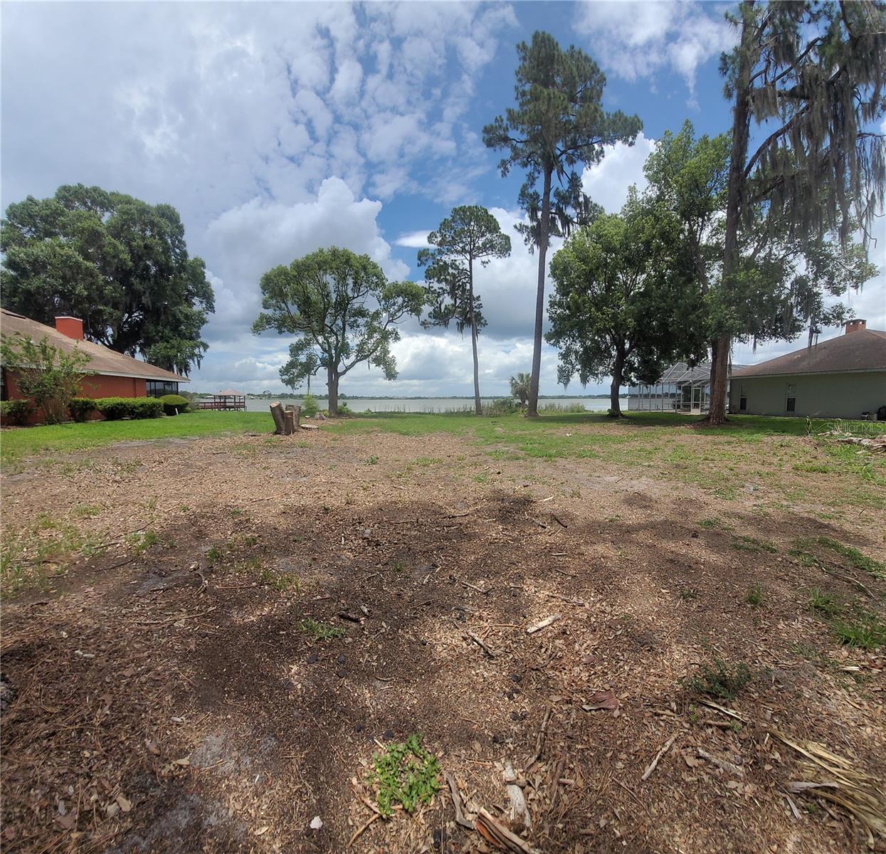 MARIANA OAKS - Land