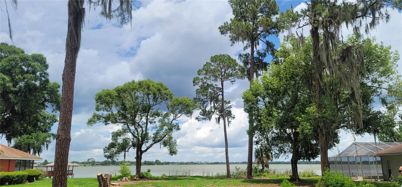 MARIANA OAKS - Land