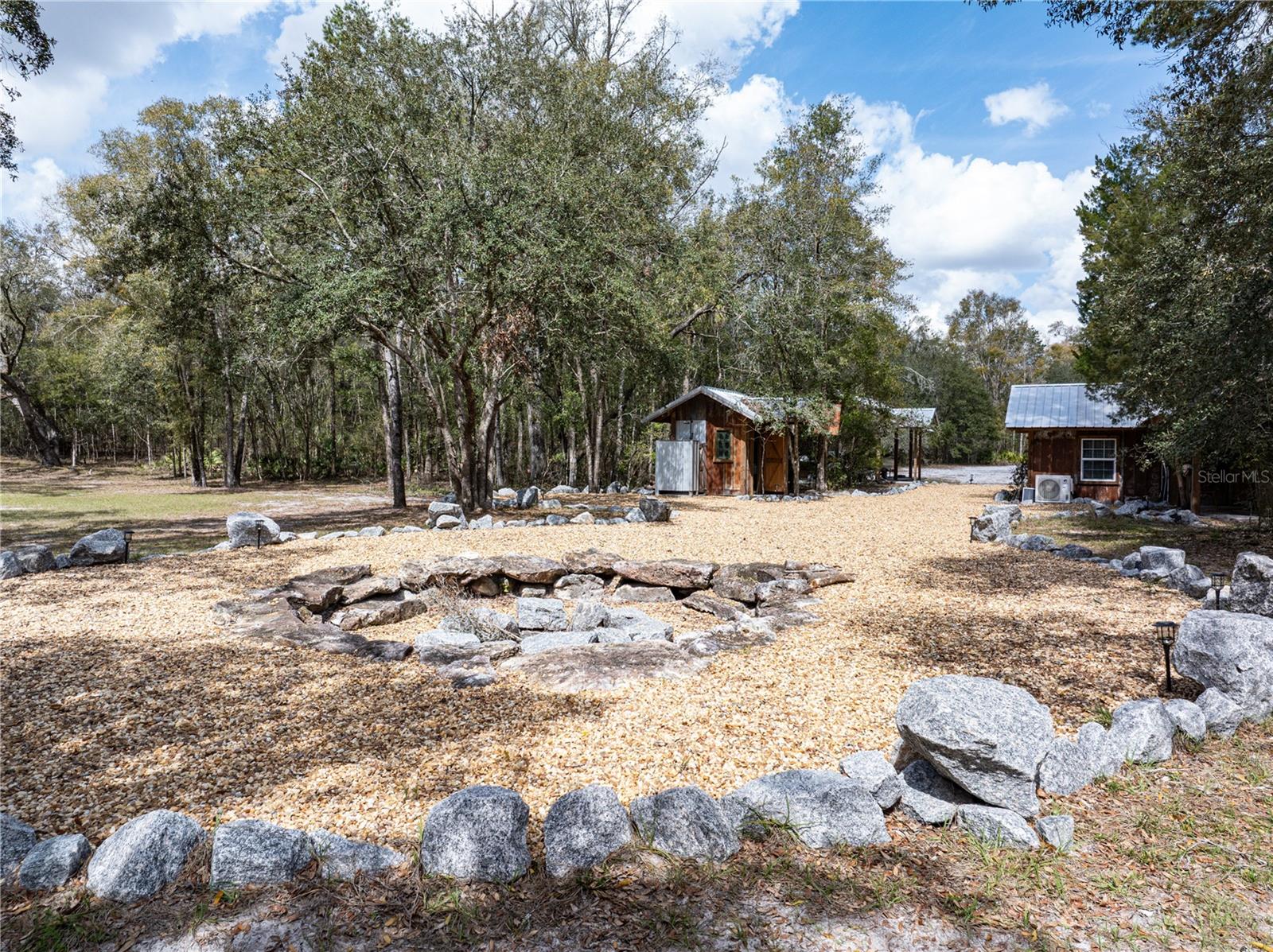 METES AND BOUNDS - Residential