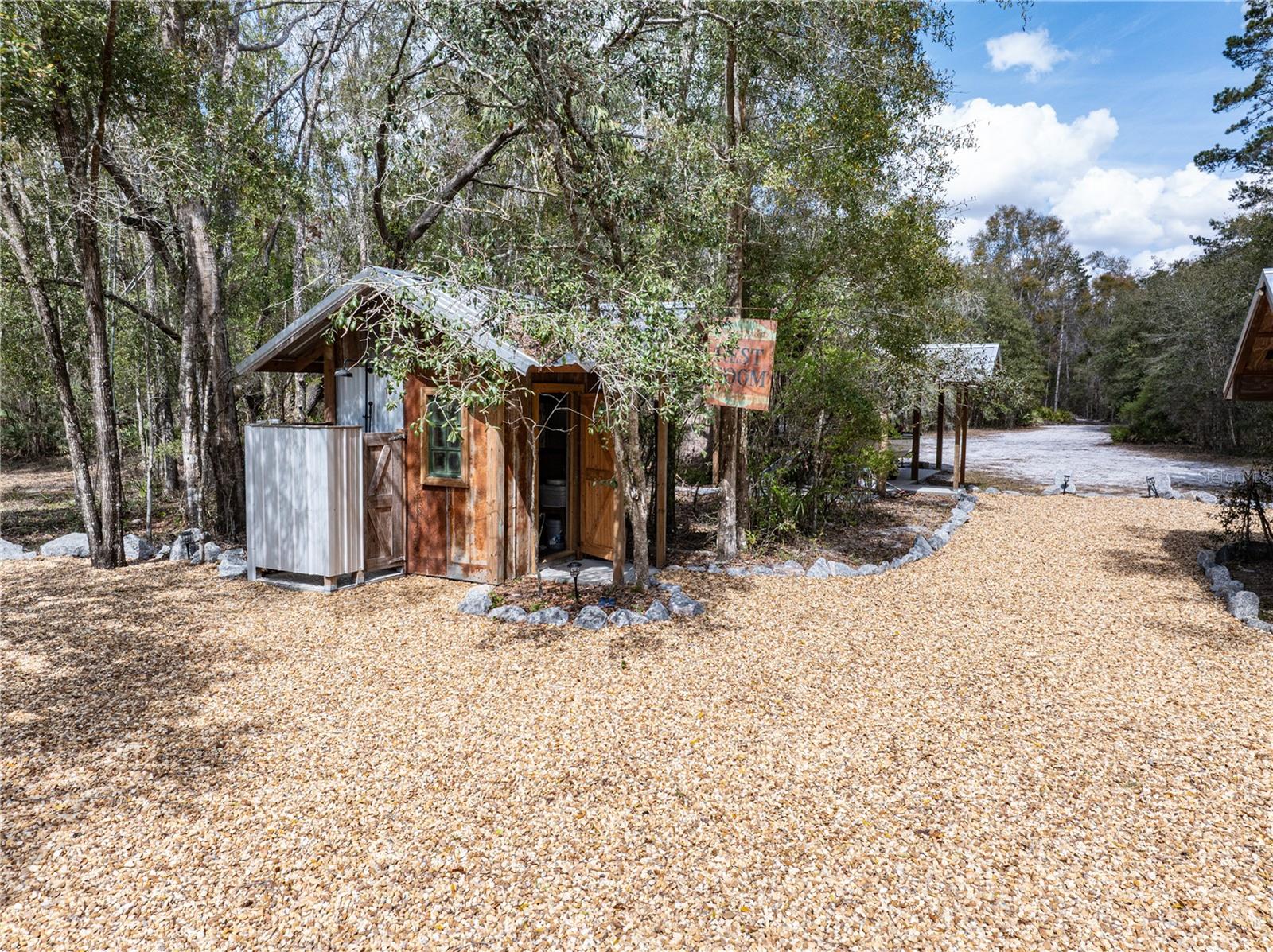 METES AND BOUNDS - Residential
