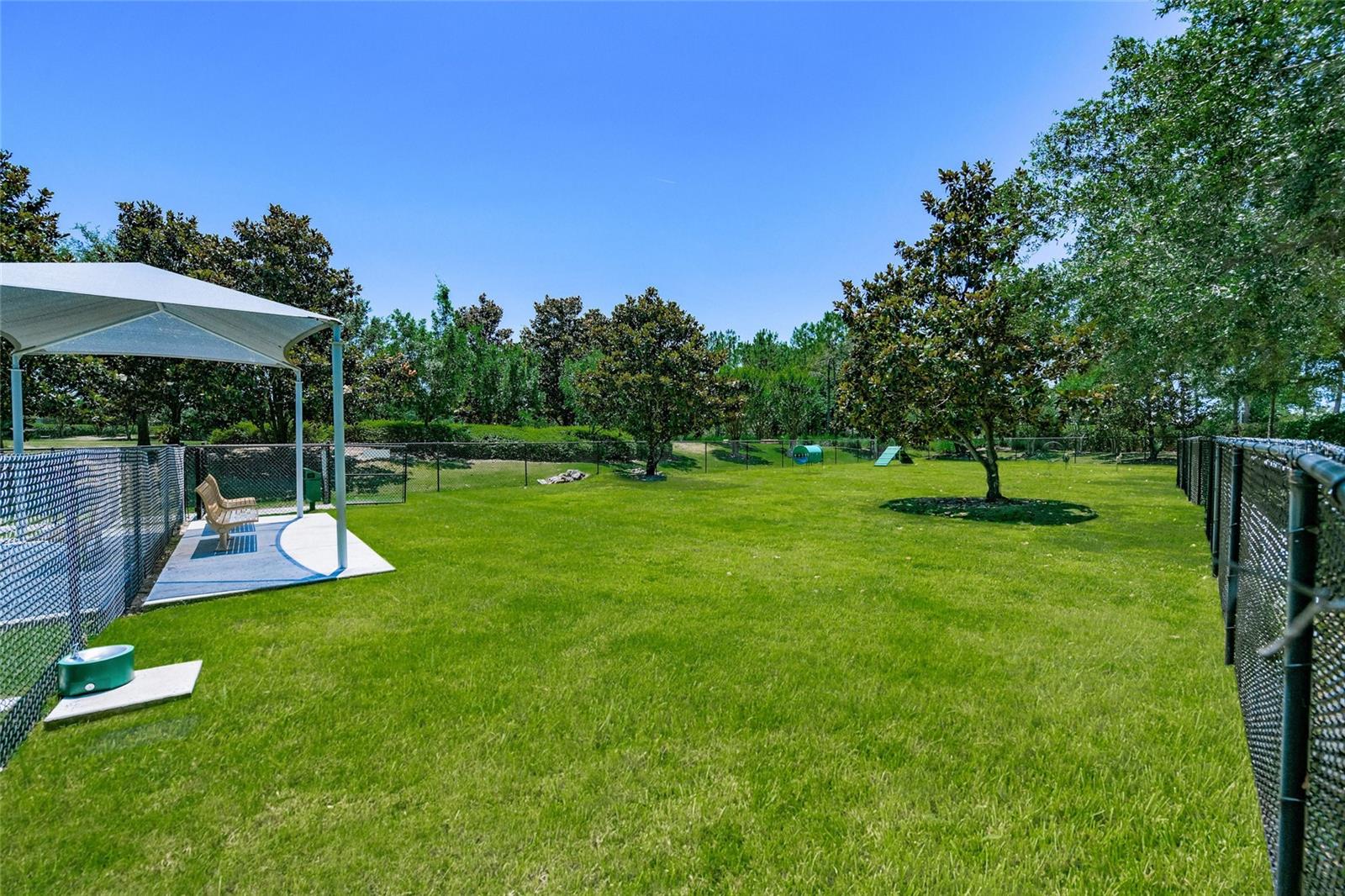 LAKE CLUB PH I - Residential