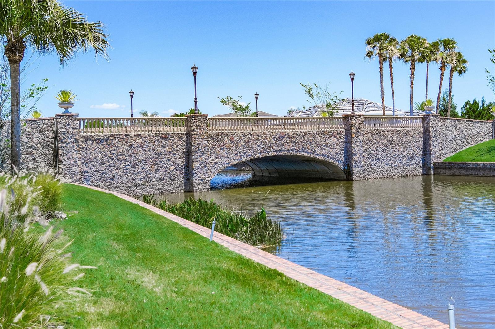 LAKE CLUB PH I - Residential