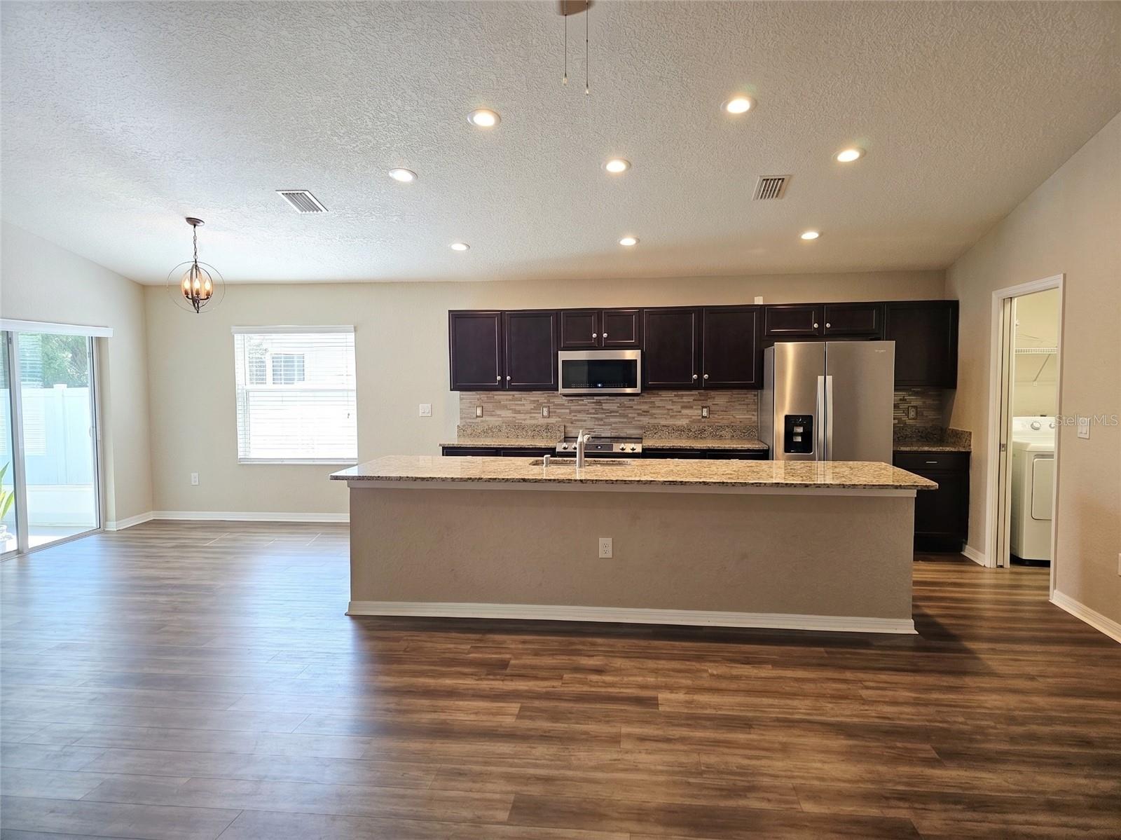 VINEYARD RESERVE - Residential