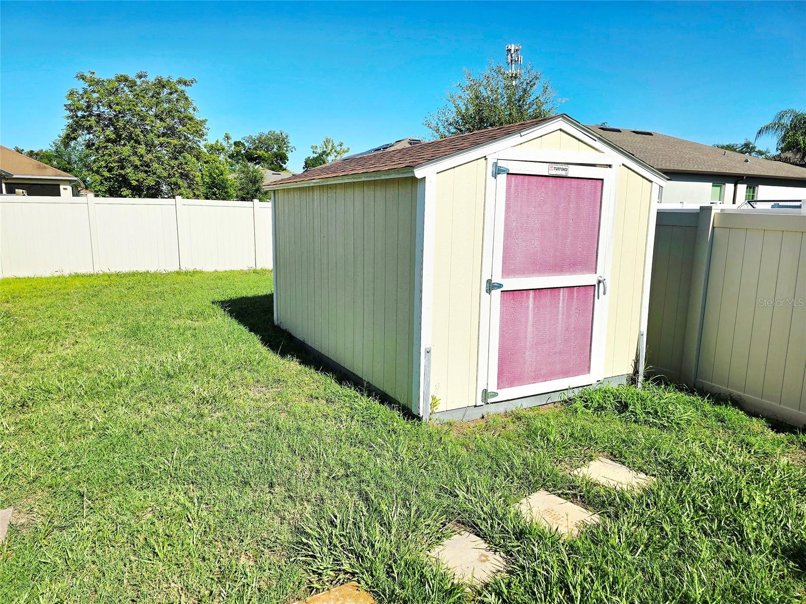 VINEYARD RESERVE - Residential