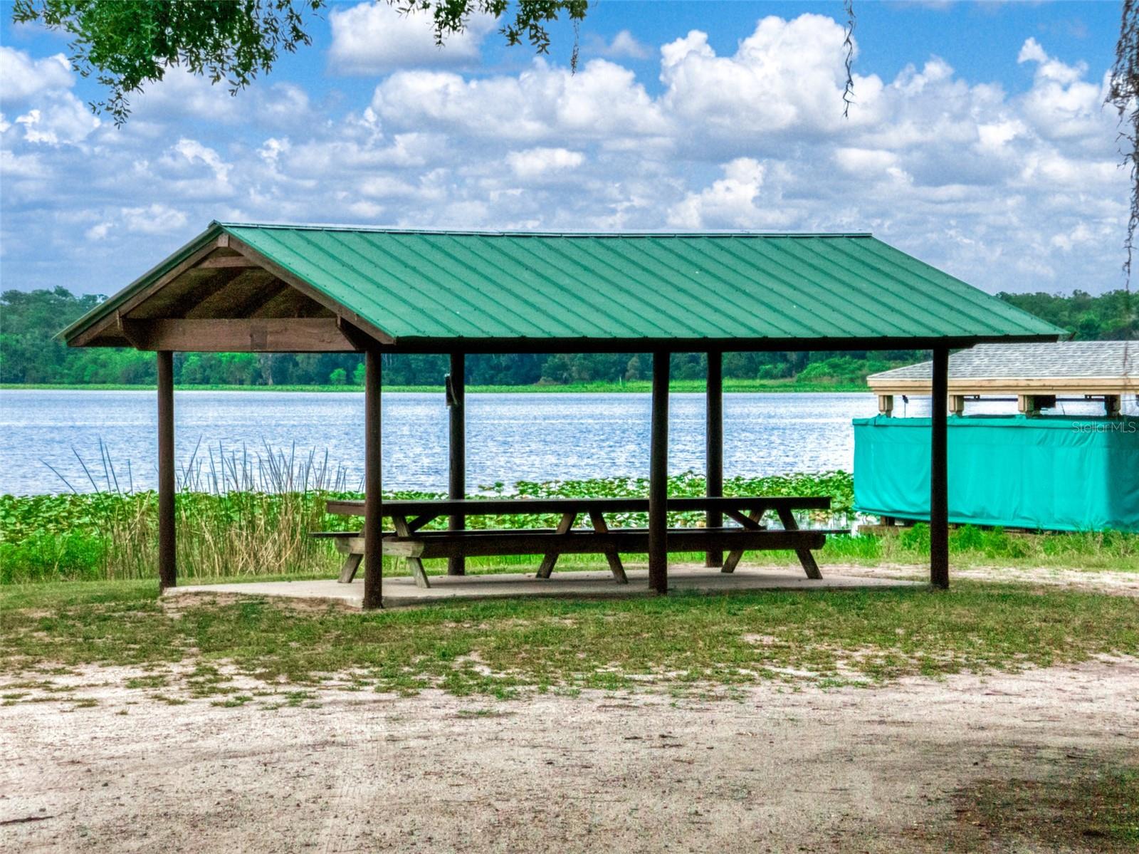 SEBRING LAKES UNIT 4C PB 8-PG 32 LOTS 23 + 24 BLK - Residential