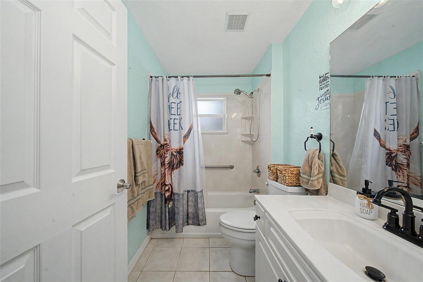 SEBRING LAKES UNIT 4C PB 8-PG 32 LOTS 23 + 24 BLK - Residential